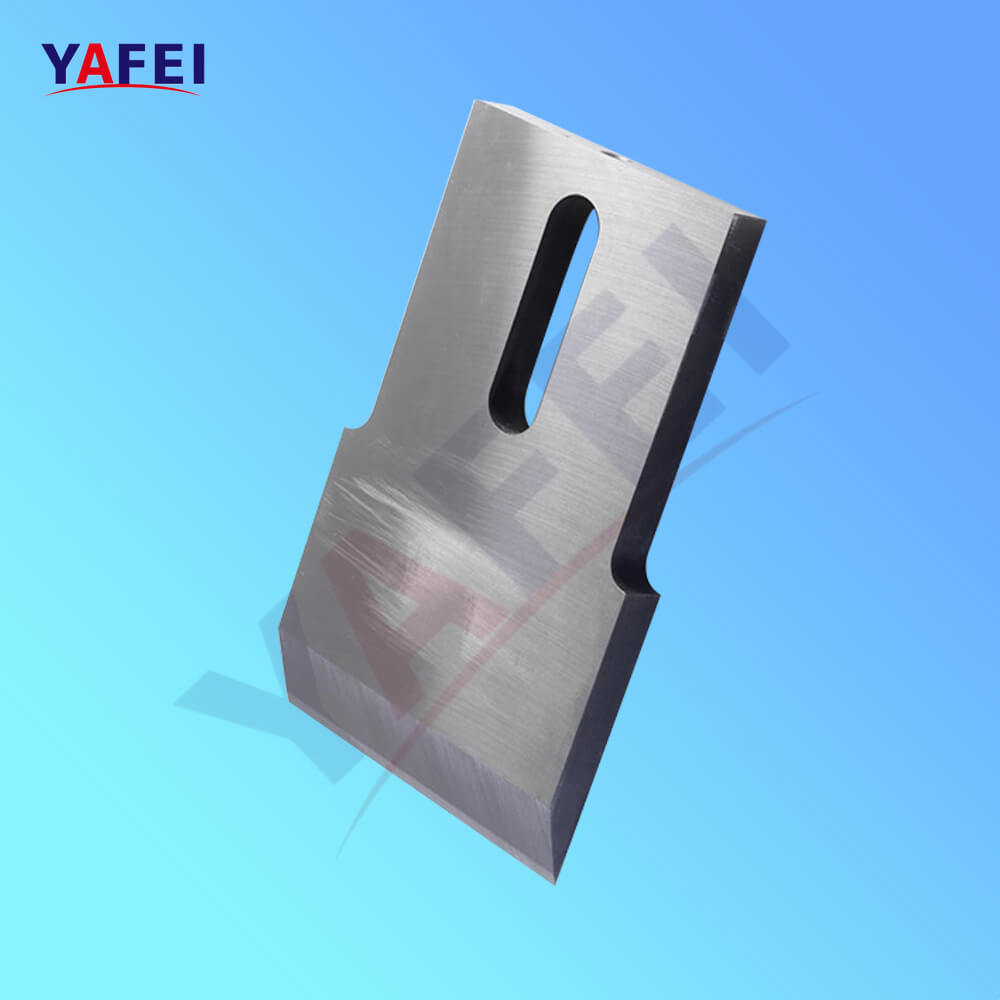 القشرة الفلوتين السكاكين